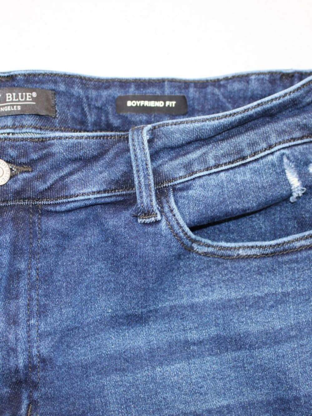 Judy Blue Women's Medium Wash Boyfriend Fit Distressed Jeans - Picture 5 of 16